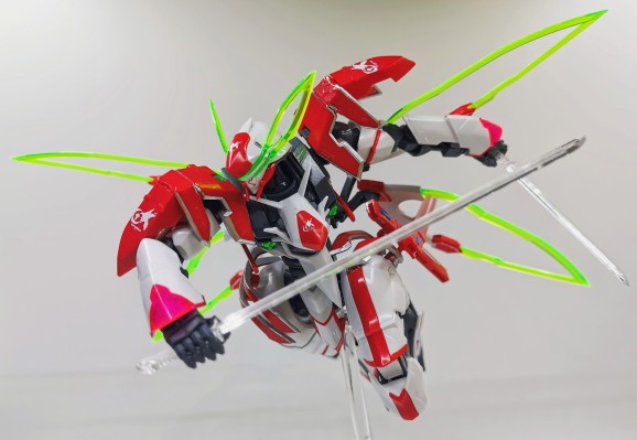 革命机威尔ヴレイヴ 1/144 威尔ヴレイヴI 火人 イノセントゼロ