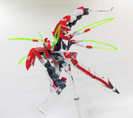 革命机威尔ヴレイヴ 1/144 威尔ヴレイヴI 火人 イノセントゼロ