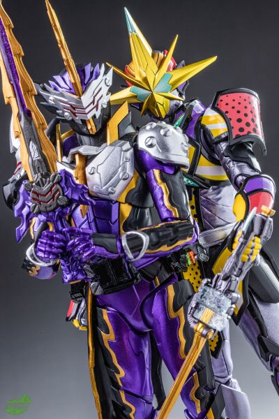 S.H.Figuarts   假面骑士最光 金武器 银武器/艾克斯剑侠