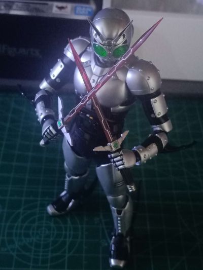 S.H.Figuarts (真骨雕制法)  影月