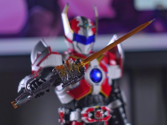 S.H.Figuarts   假面骑士最光 金武器 银武器/艾克斯剑侠