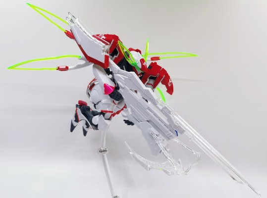 革命机威尔ヴレイヴ 1/144 威尔ヴレイヴI 火人 イノセントゼロ