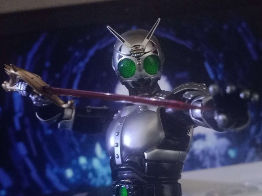 S.H.Figuarts (真骨雕制法)  影月