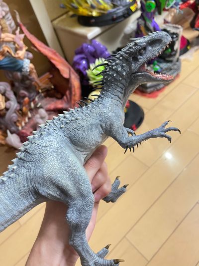 侏罗纪世界 暴虐霸王龙