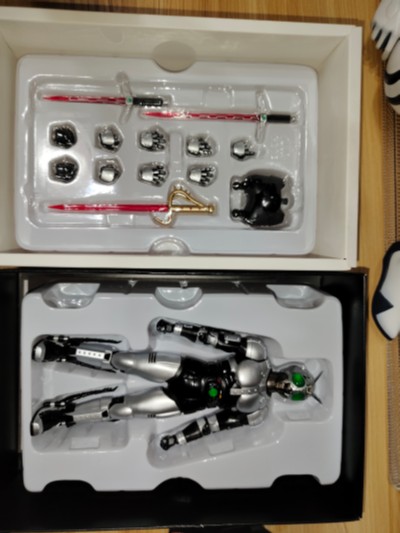 S.H.Figuarts (真骨雕制法)  影月