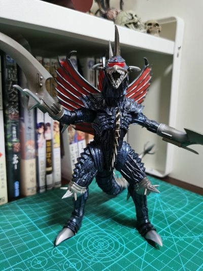 S.H.MonsterArts 盖刚(2004) 大决战版