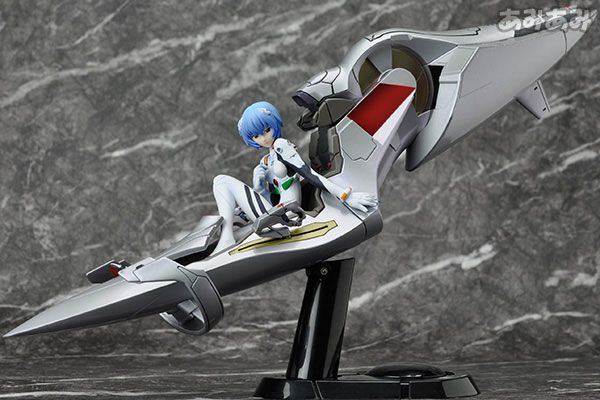 新世纪福音战士新剧场版 绫波丽 和 驾驶舱