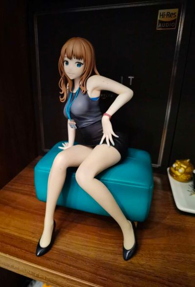 很多痣的前辈OL桑