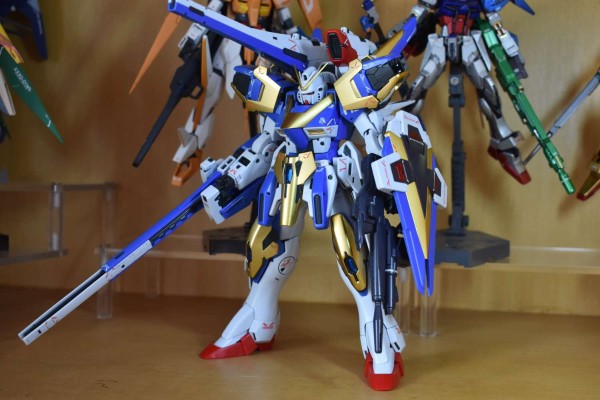 MG 1/100   V2高达突击爆击型 Ka版