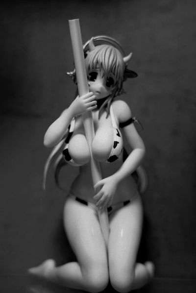 超级索尼子 奶牛比基尼&吸管