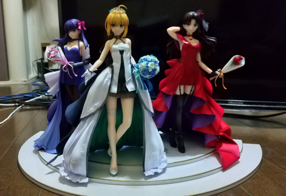 命运之夜 阿尔托莉雅、远坂凛、间桐樱 ～15周年纪念礼服～ 套装