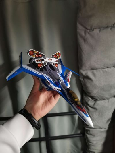 DX 超合金 超时空要塞DELTA 绝对LIVE VF-31J 齐格飞 疾风·伊梅尔曼专用机 【FAULD投影单元装备】