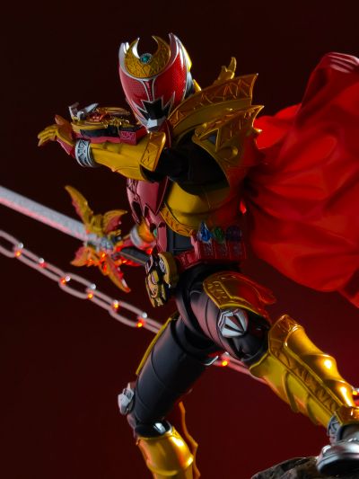 S.H.Figuarts(真骨雕制法)   假面骑士月骑 魔皇形态