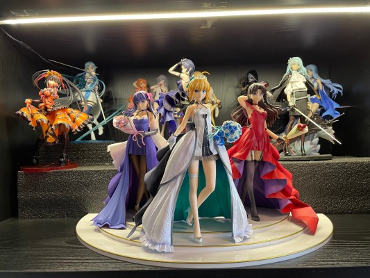 命运之夜 阿尔托莉雅、远坂凛、间桐樱 ～15周年纪念礼服～ 套装