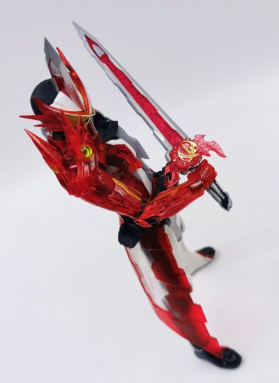 一番赏 S.H.Figuarts  假面骑士 A奖  假面骑士圣刃 勇气之龙 透明红