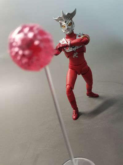 S.H.Figuarts 雷欧奥特曼 雷欧奥特曼