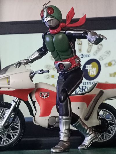 S.H.Figuarts 假面骑士新1号+新旋风号