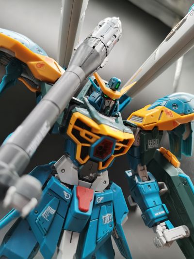 FULL MECHANICS 1/100  灾厄高达