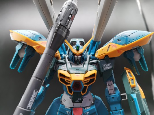 FULL MECHANICS 1/100  灾厄高达