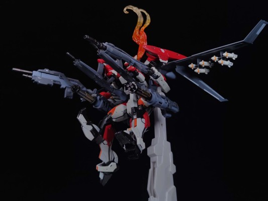ACKS 全金属狂潮 Invisible Victory 1/48 ARX-8 烈焰魔剑 最终决战样式