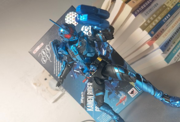 S.H.Figuarts 假面骑士创骑 假面骑士格里斯 暴雪形态