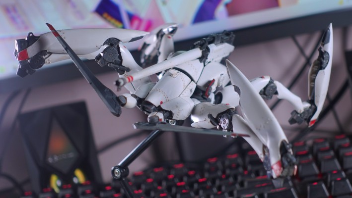 HG 86-不存在的地域- XM2 瑞根丽芙(辛搭乘机)