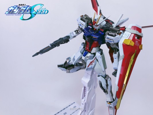 METAL BUILD 机动战士高达SEED GAT-X105 强袭高达  -METAL BUILD系列10周年纪念版-