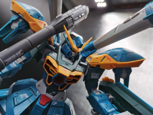 FULL MECHANICS 1/100  灾厄高达