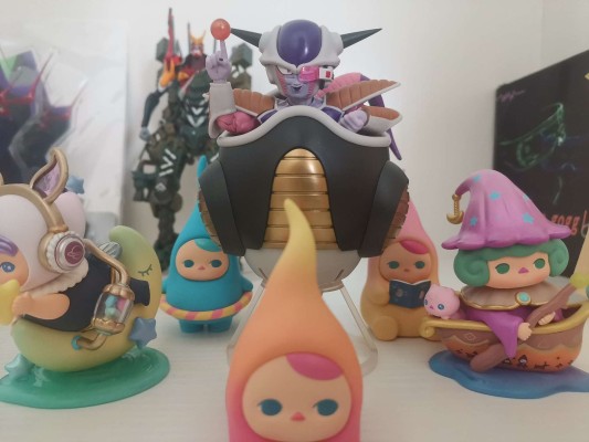 S.H.Figuarts  弗利萨 第一形态 ＆ 弗利萨飞船