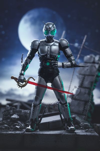 S.H.Figuarts (真骨雕制法)  影月