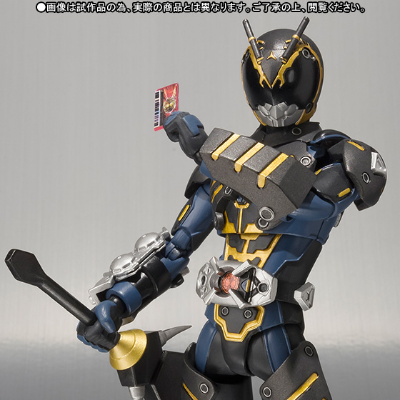S.H.Figuarts   拟似骑士