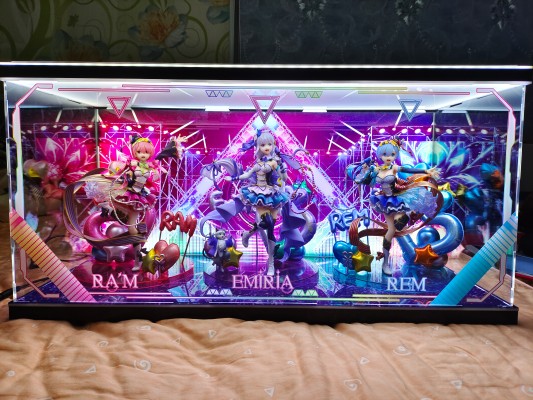 ssf偶像一套，展示盒到了