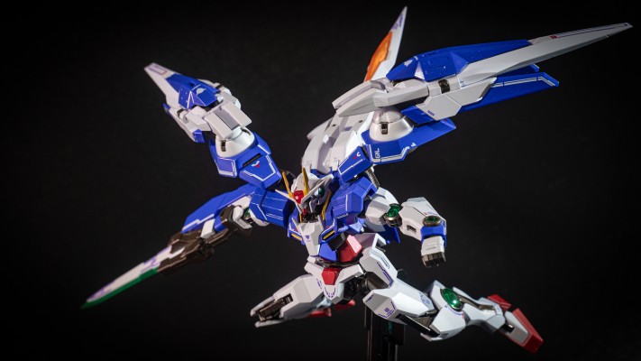 METAL ROBOT魂 机动战士高达00V 00斩击强化模组（七剑装备）+GN剑II 步枪模式