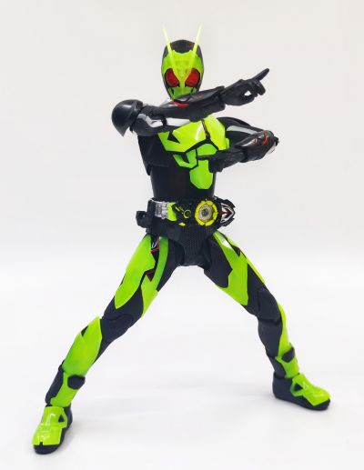 一番赏  S.H.Figuarts 假面骑士  B奖 假面骑士零一 高跃飞蝗 透明黄