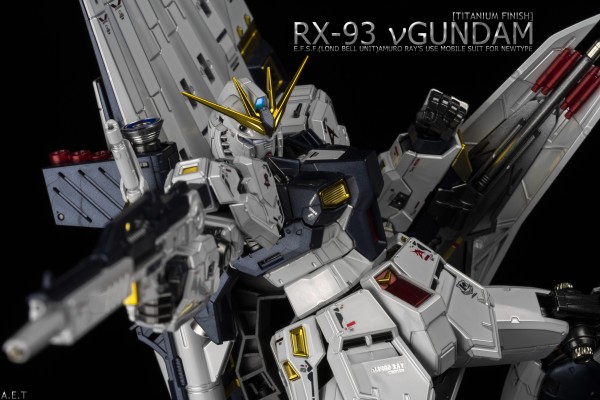 RG 1/144 高达基地专属商品   ν高达［钛金质感］