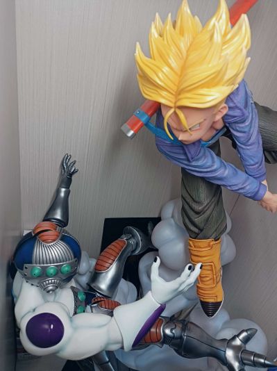 龙珠Z 未来特兰克斯 超级赛亚人 VS 机械弗利萨