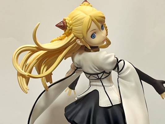 最终流放:银翼之法姆 艾尔薇丝·汉弥尔敦