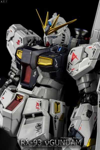 RG 1/144 高达基地专属商品   ν高达［钛金质感］
