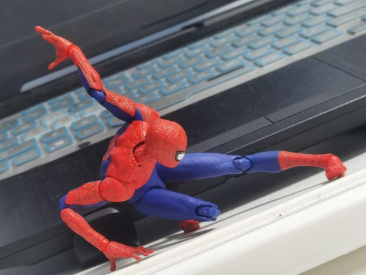 SV-Action 蜘蛛侠: 平行宇宙 彼得·B·帕克 / 蜘蛛侠