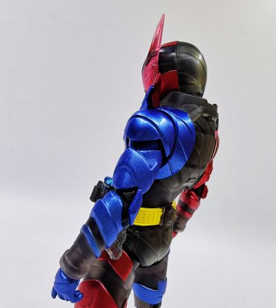 一番赏 S.H.Figuarts 假面骑士 D奖  假面骑士创骑 兔子坦克形态 透明黑