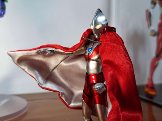 S.H.Figuarts  奥特曼 55周年纪念版