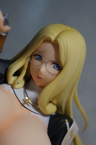 女皇之刃 美丽女斗士们 帝都的圣女梅露法-井上卓也ver.- 会场限定版