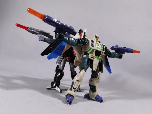 变形金刚 日版 UN26 雷翼