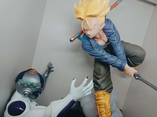 龙珠Z 未来特兰克斯 超级赛亚人 VS 机械弗利萨