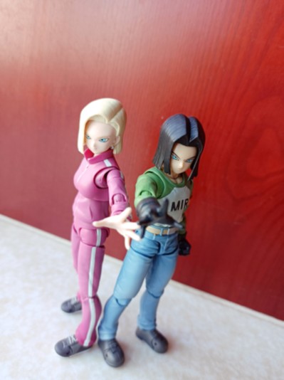 S.H.Figuarts 龙珠超 人造人17号 -宇宙生存篇-