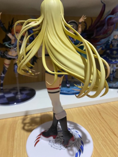 战翼的希格德莉法 克劳狄娅·布拉福德