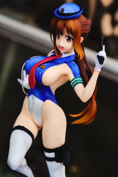 紧张的工作 工作1：巡查小姐 樱田彩阳 限定版