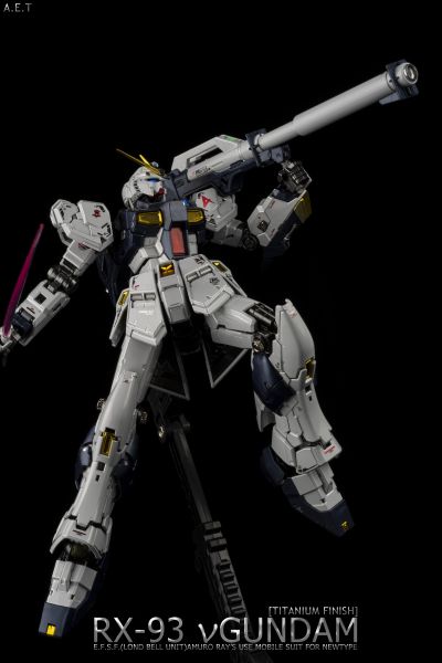 RG 1/144 高达基地专属商品   ν高达［钛金质感］