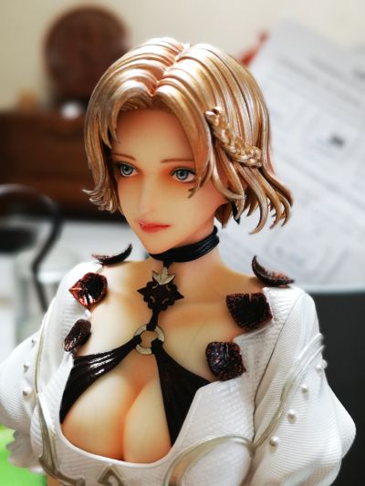 Black Label 阿蕊娅