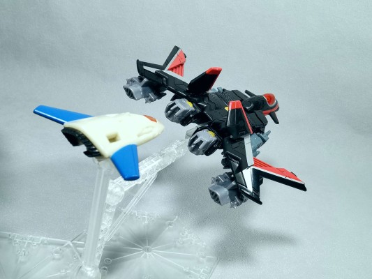 变形金刚 日版 UN26 雷翼